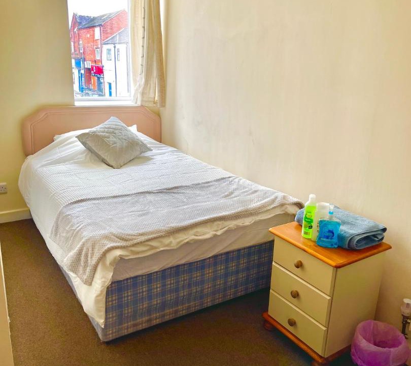 Photo of Bedroom in Stoke-on-Trent