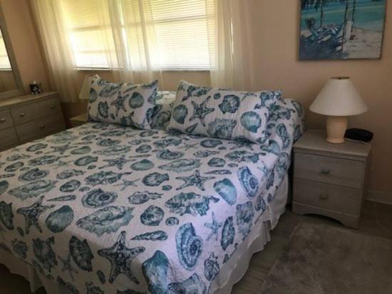 Photo of Bedroom in Yacht Club