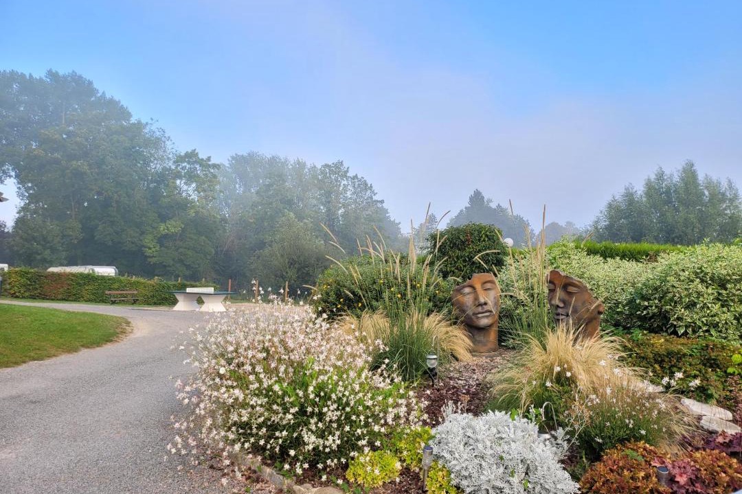 Photo of Others in Peronne