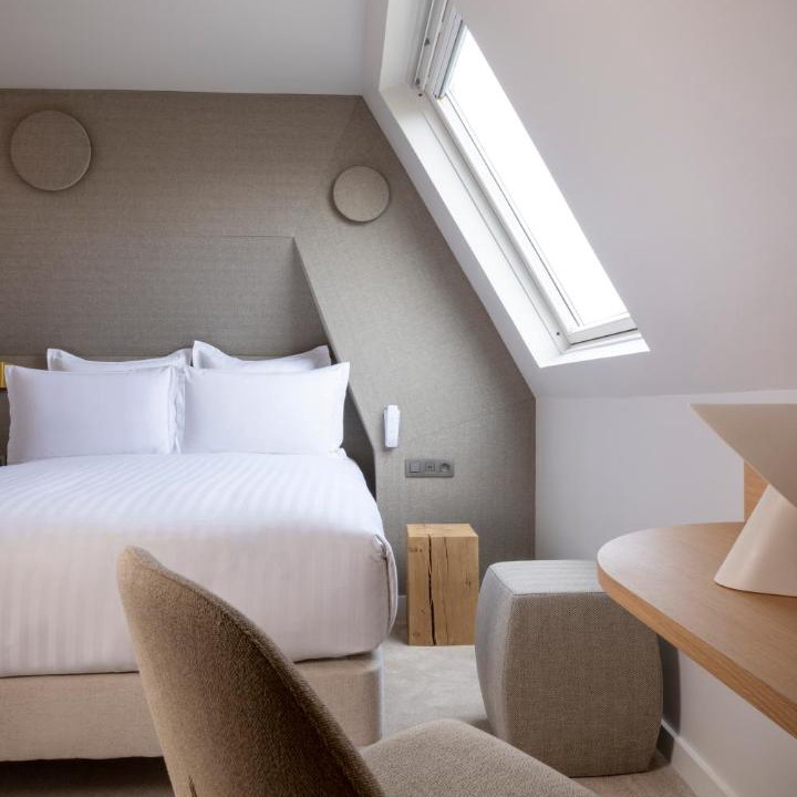 Photo of Bedroom in 9th Arrondissement