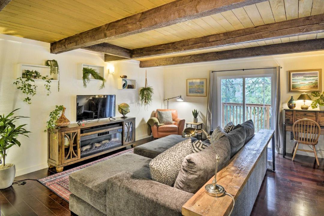 Photo of Others in Shelton