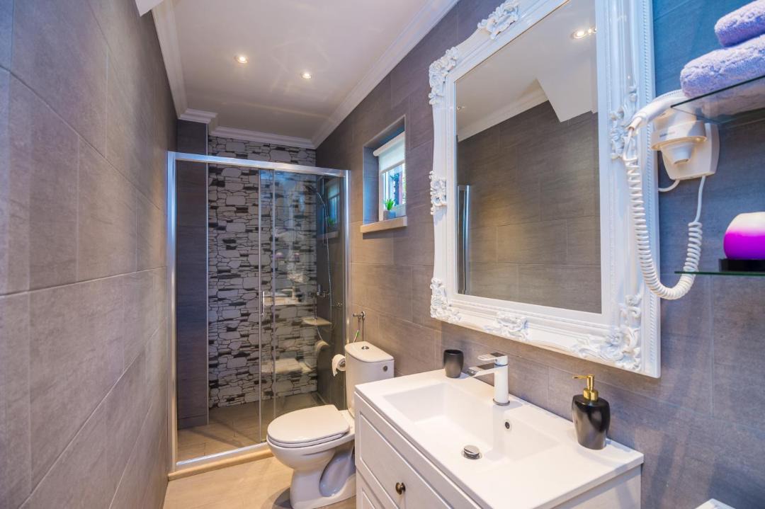 Photo of Bathroom in Zuljana