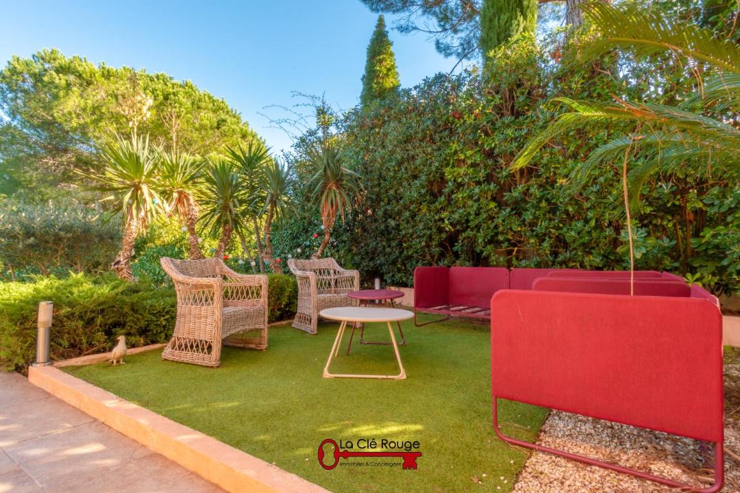Photo of Patio Balcony in Les Termes