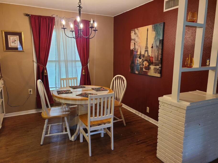 Photo of Livingroom in Victoria