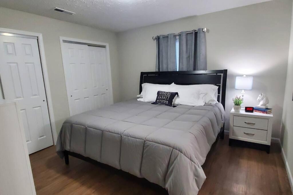 Photo of Bedroom in Middletown