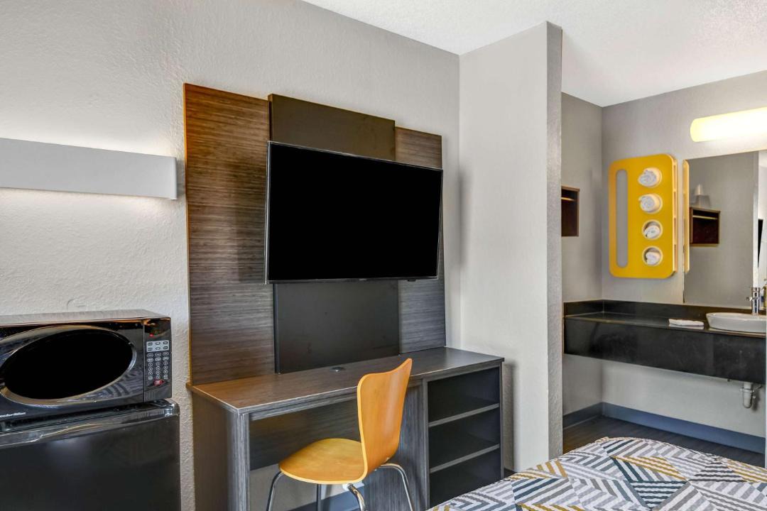 Photo of Others in Dalton