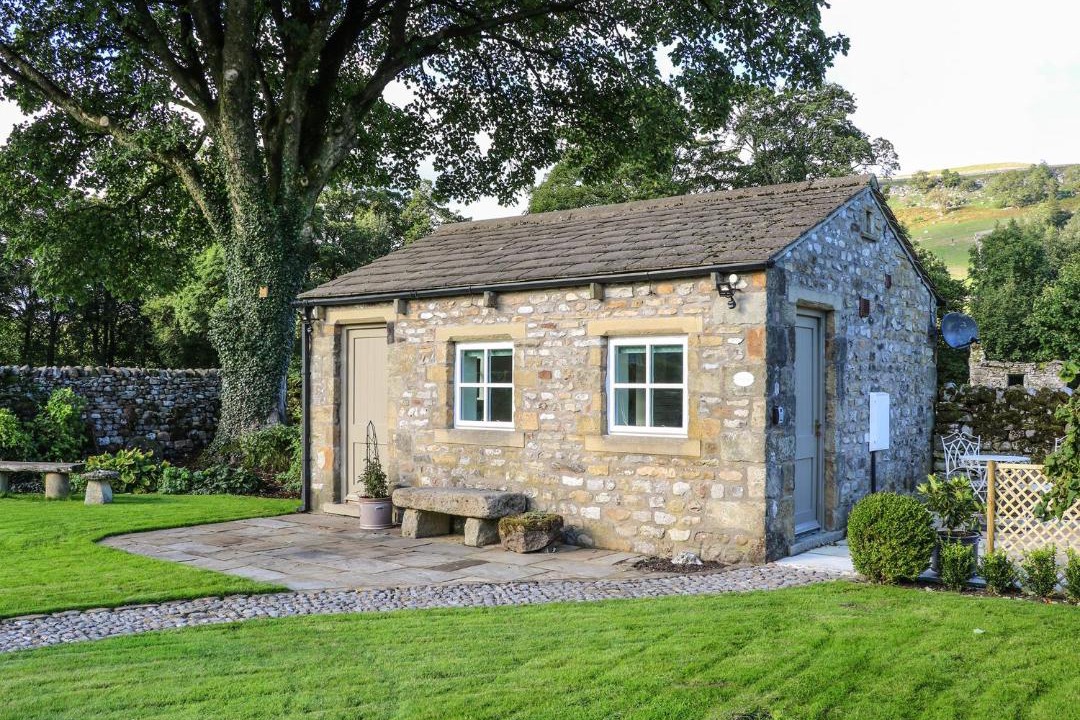 Photo of Buildings in Arncliffe