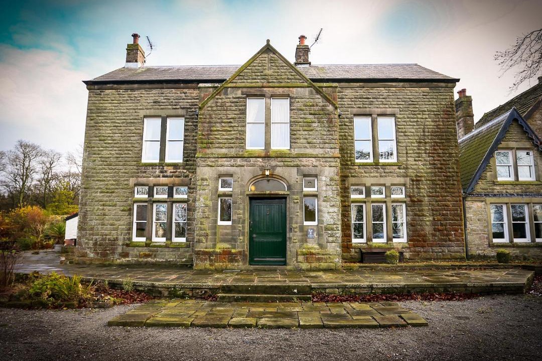 Photo of Others in Chapel en le Frith