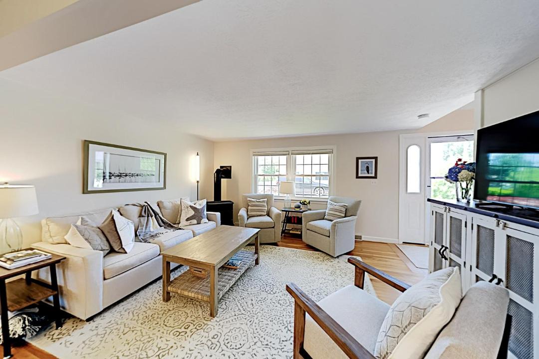 Photo of Livingroom in Falmouth