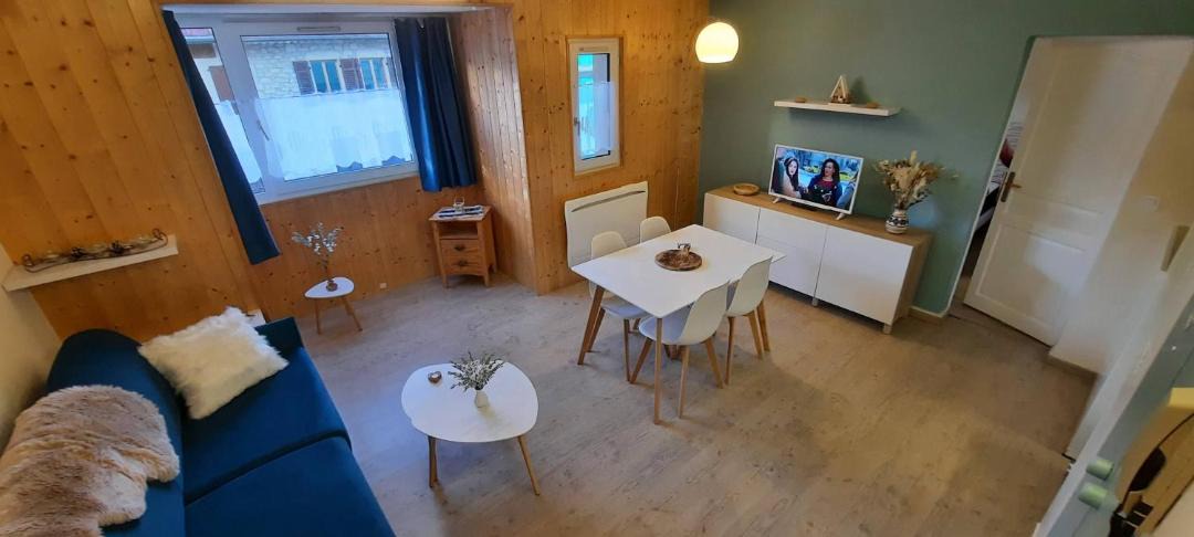 Photo of Others in Premanon