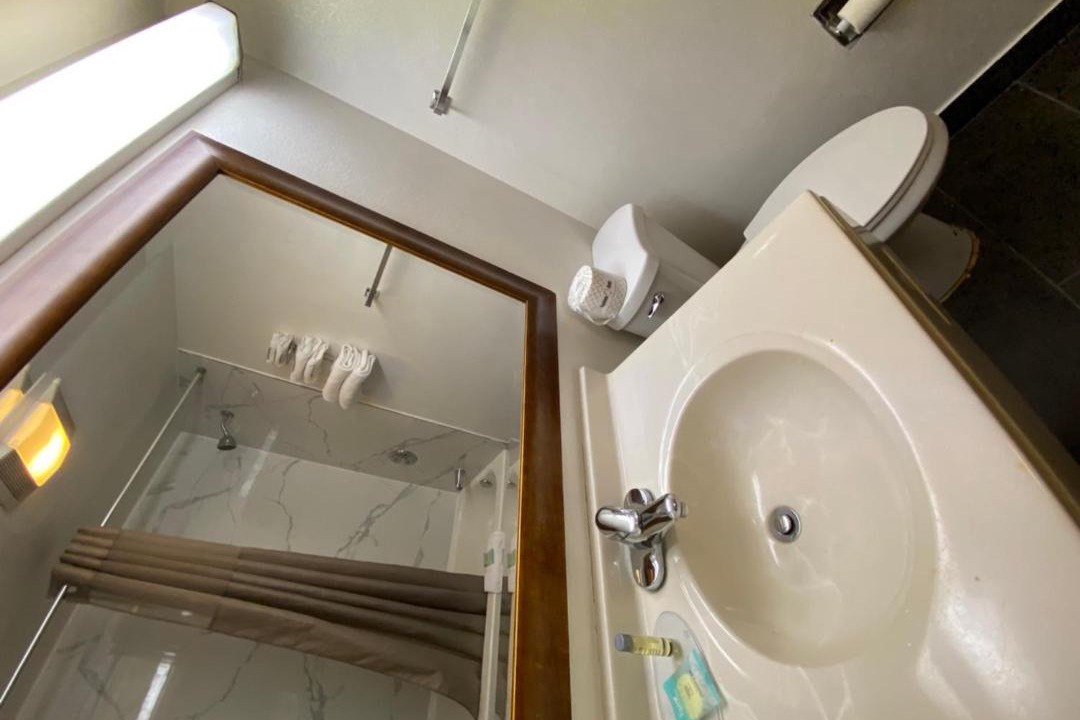 Photo of Bathroom in Willoughby