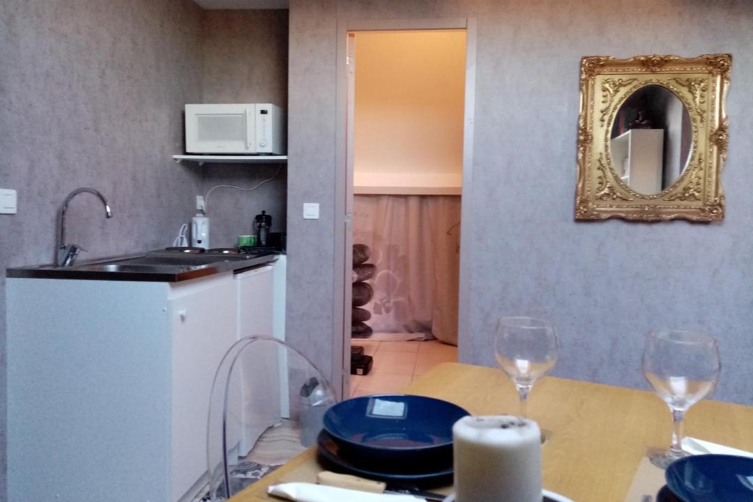 Photo of Kitchen in Ecrosnes