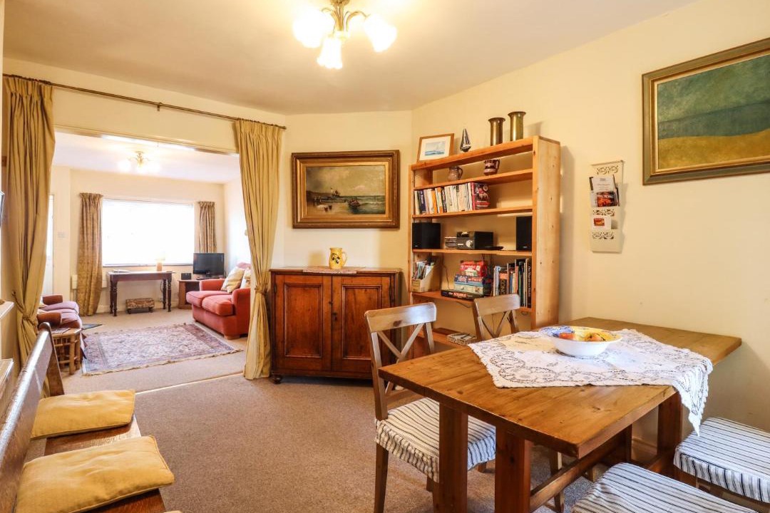 Photo of Others in Deal