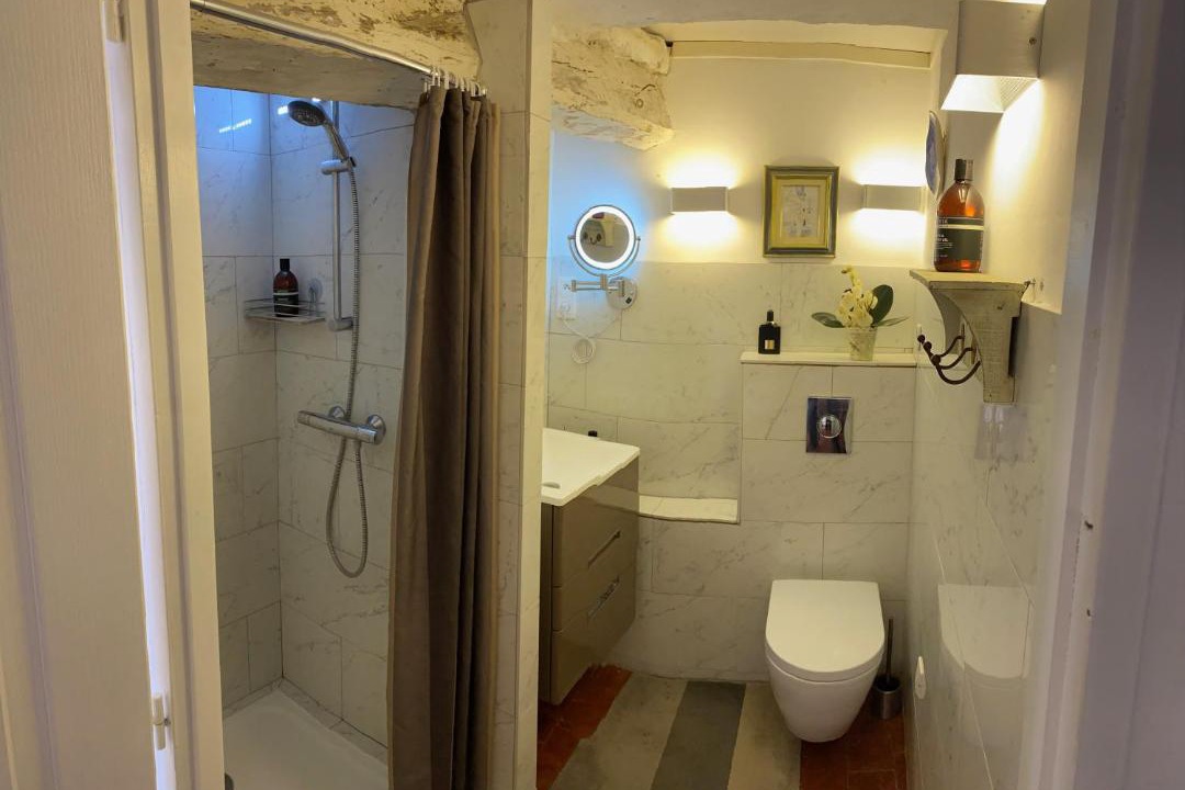 Photo of Bathroom in Vaison-la-Romaine