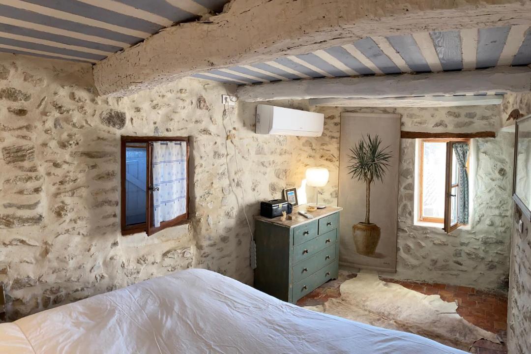 Photo of Bedroom in Vaison-la-Romaine