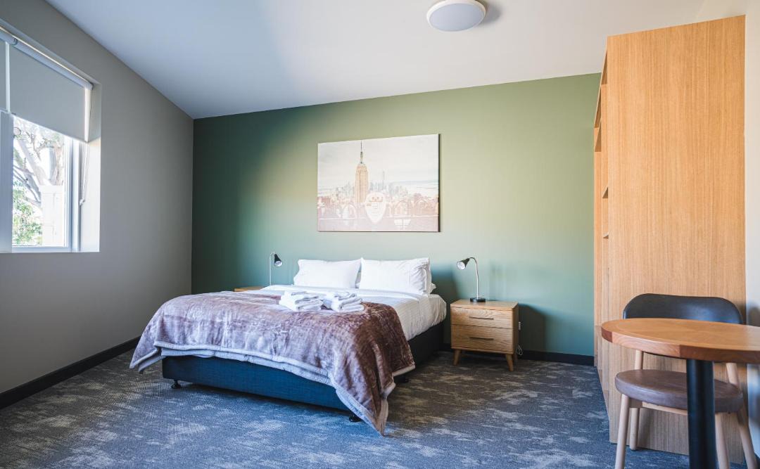 Photo of Bedroom in Peakhurst