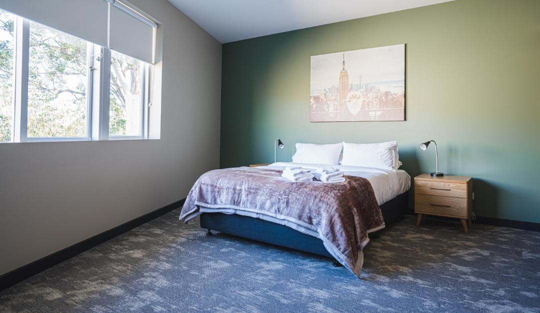 Photo of Bedroom in Peakhurst