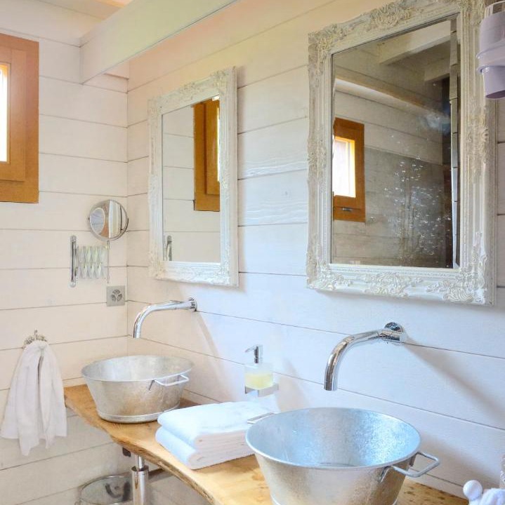 Photo of Bathroom in Cremin
