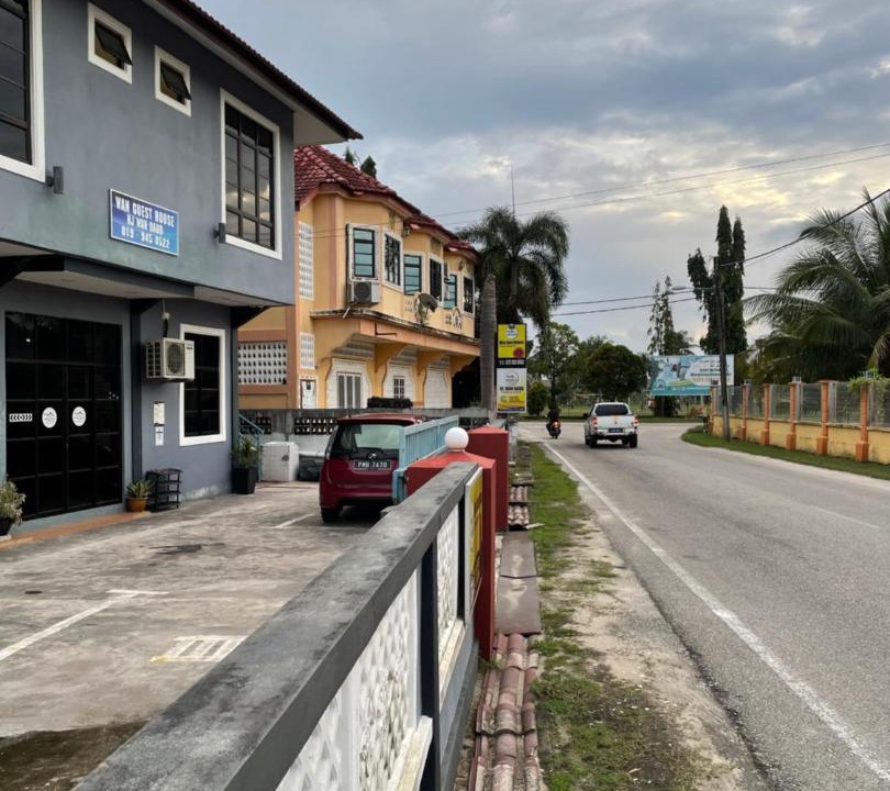 Photo of Others in Keladong