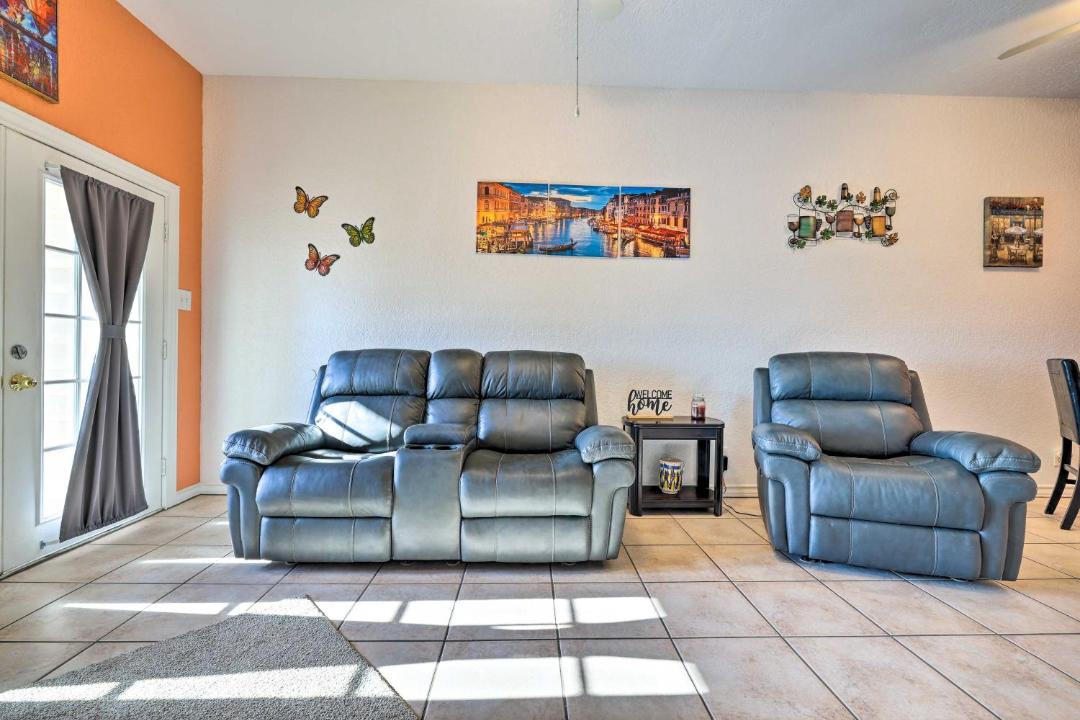 Photo of Livingroom in Canyon Lake