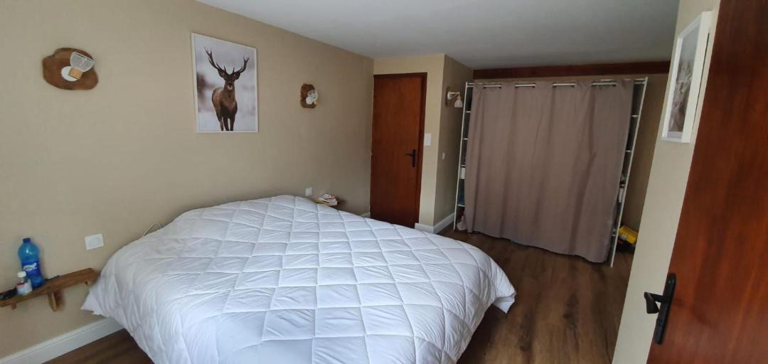 Photo of Bedroom in Sarrancolin