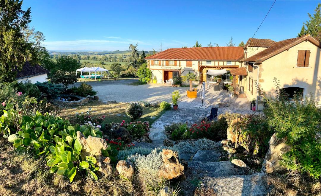 Photo of Others in Laveraet