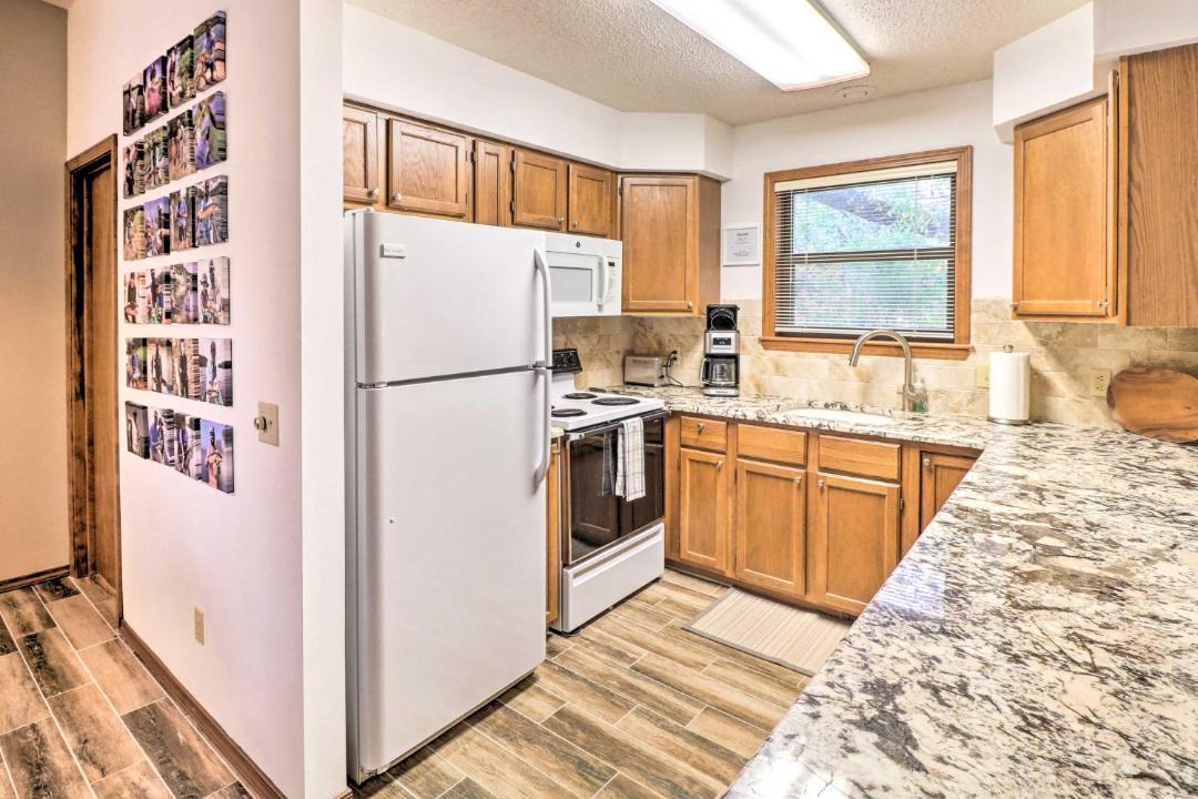 Photo of Kitchen in Lone Rock