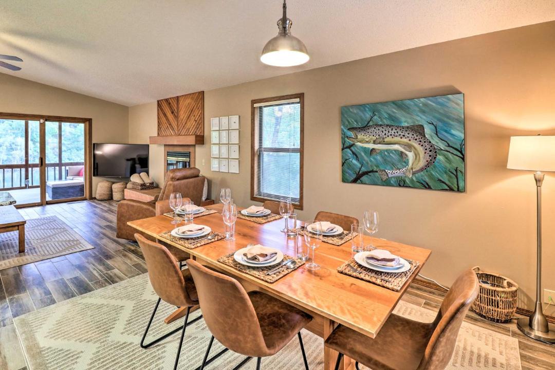 Photo of Others in Lone Rock