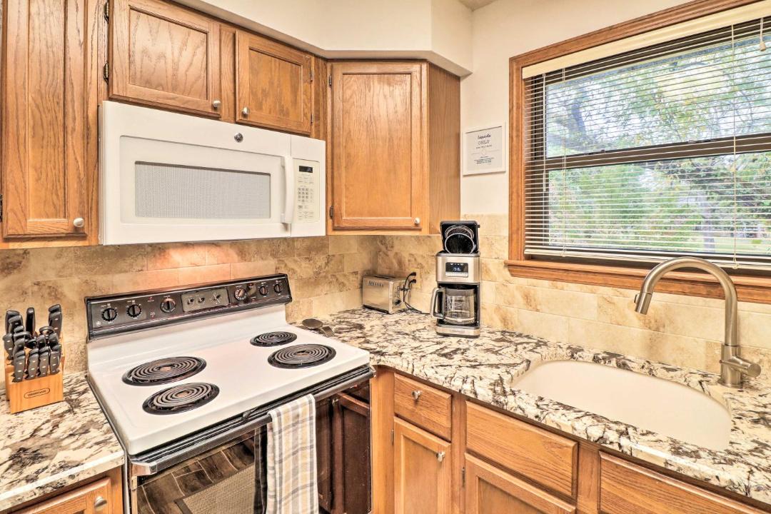 Photo of Kitchen in Lone Rock