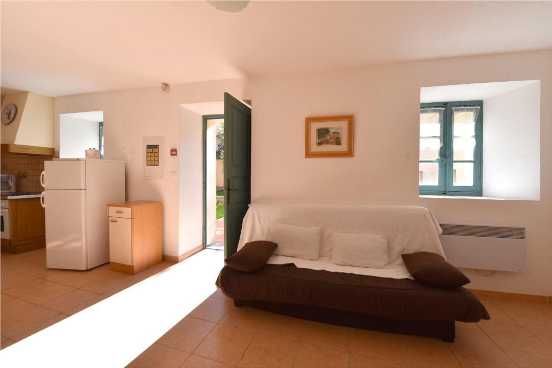 Photo of Others in Canari