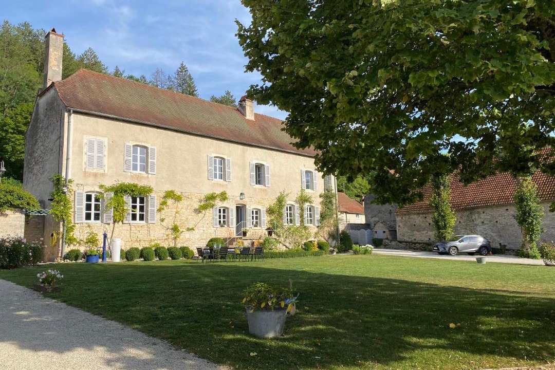 Photo of Others in Lusigny-sur-Ouche
