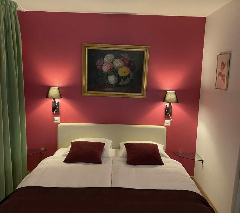 Photo of Bedroom in Dully