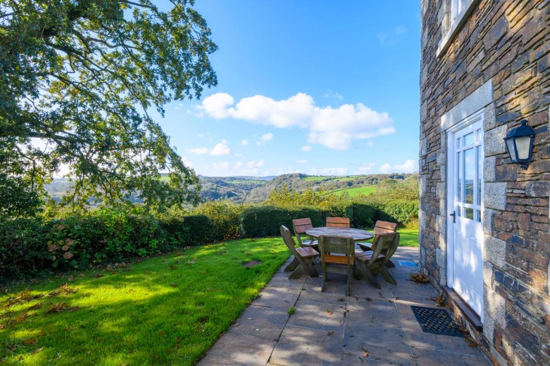 Photo of Others in Par