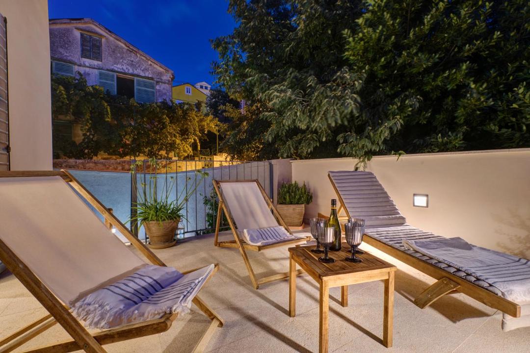 Photo of Patio Balcony in Cove Murtar