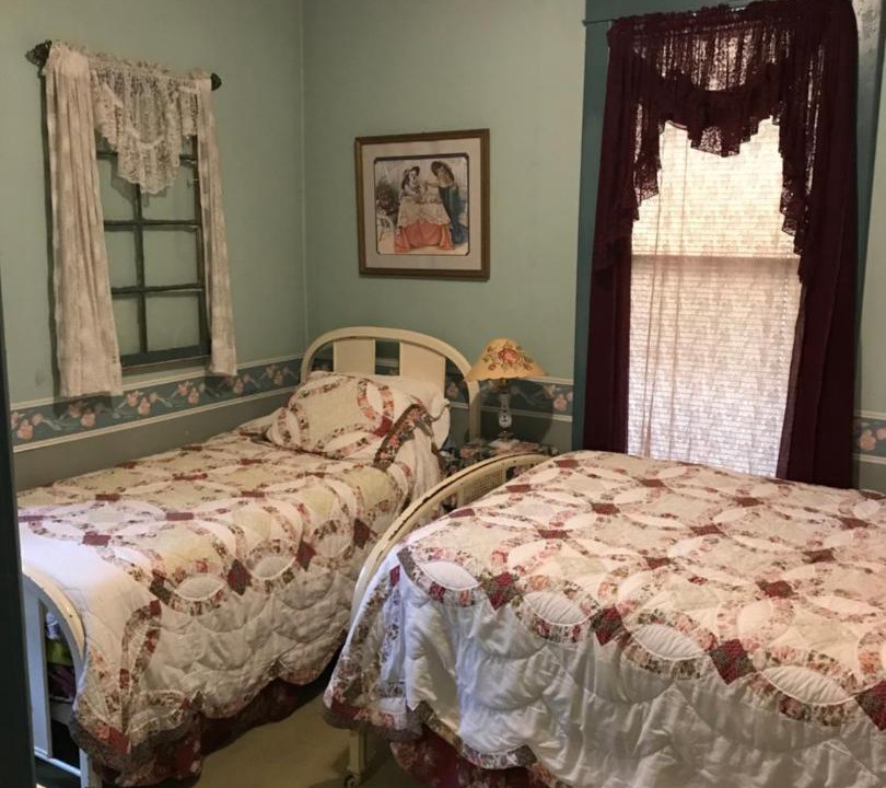 Photo of Bedroom in Red Boiling Springs