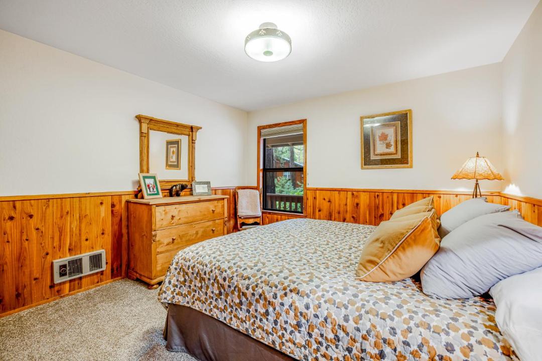 Photo of Bedroom in Arnold
