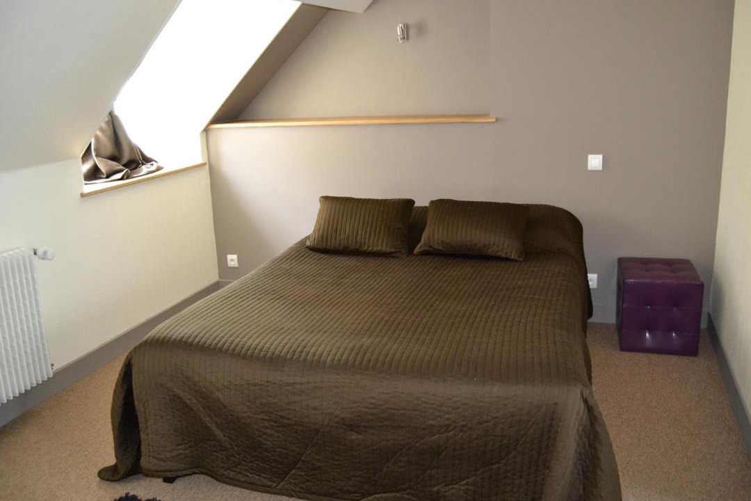 Photo of Bedroom in Clamecy