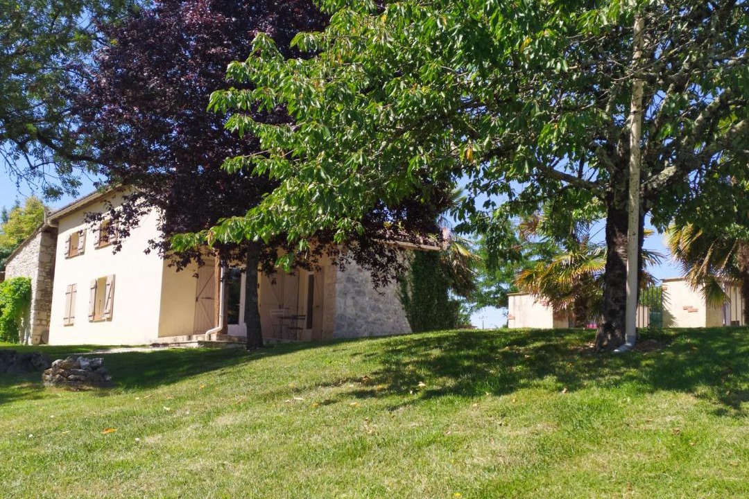 Photo of Buildings in Monflanquin