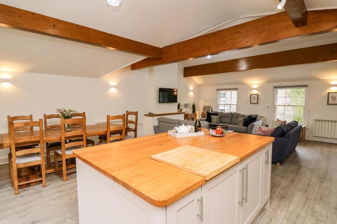 Photo of Others in Howey