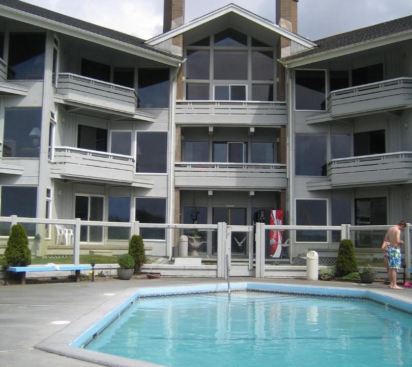 Photo of Others in Ocean Shores