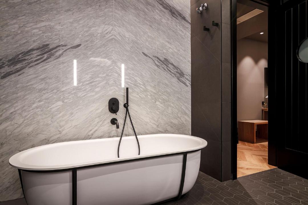 Photo of Bathroom in Logrono Historic Centre
