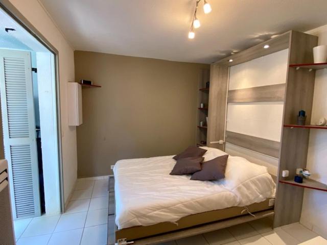 Photo of Bedroom in Les Bormettes