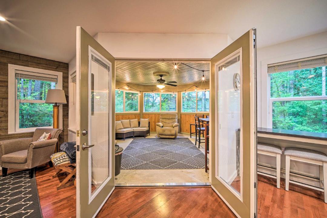 Photo of Others in Warnick