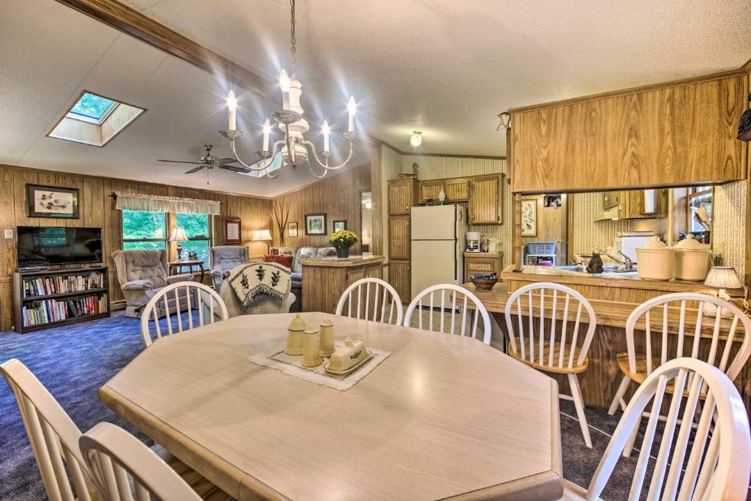 Photo of Others in Coburn