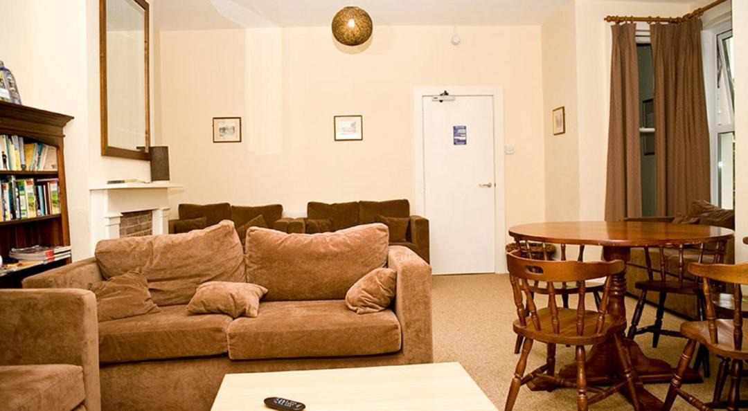 Photo of Livingroom in Streatley