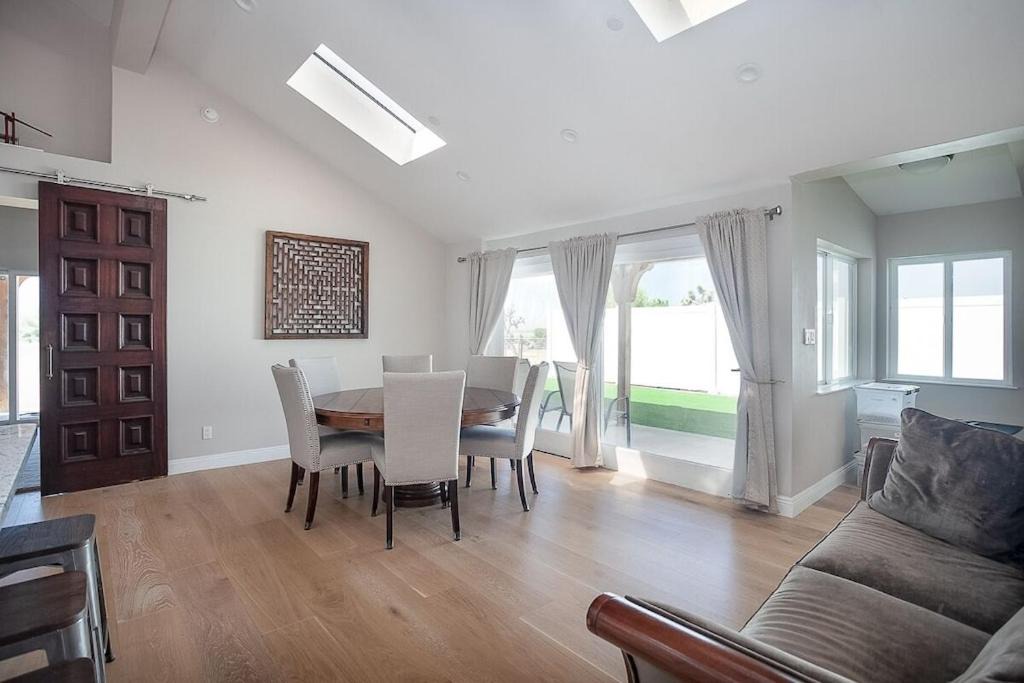 Photo of Livingroom in Lancaster