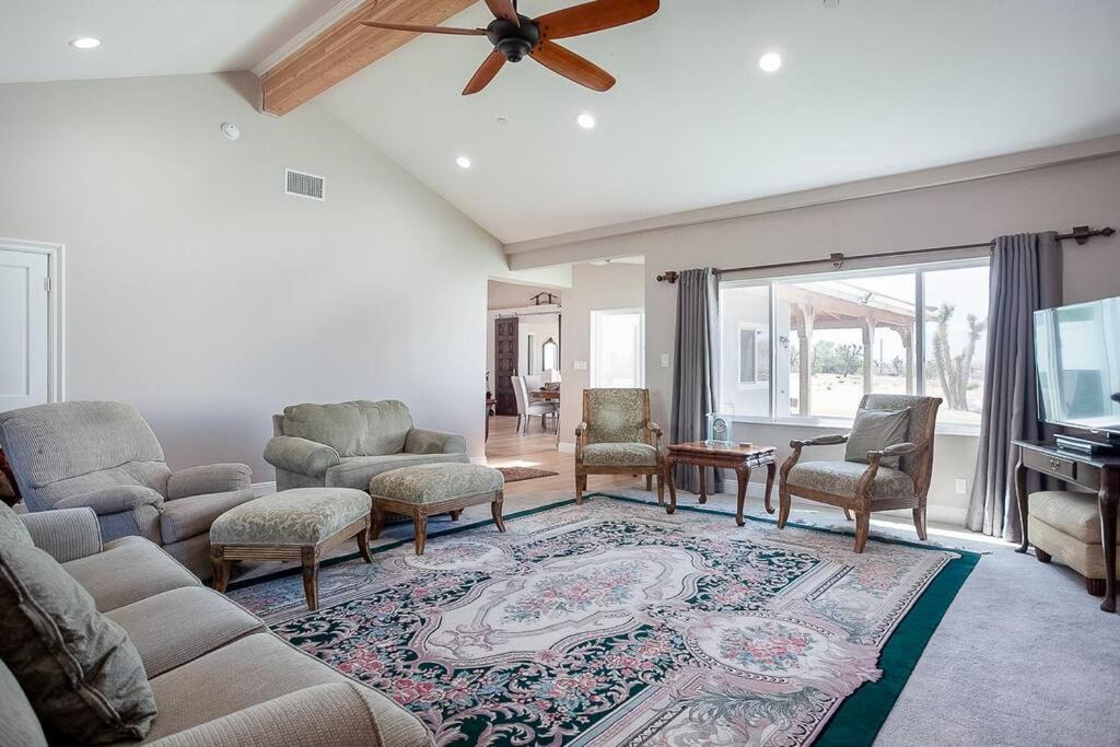 Photo of Livingroom in Lancaster