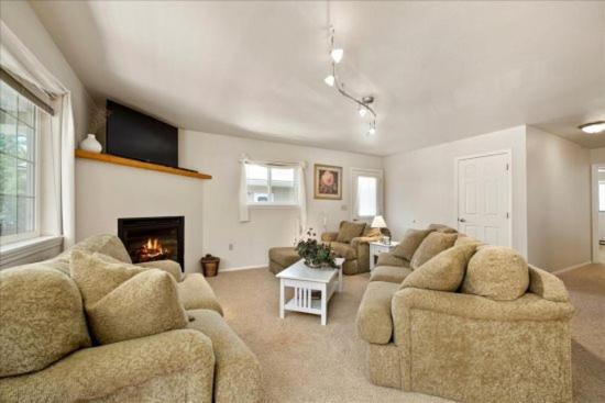 Photo of Others in Joseph