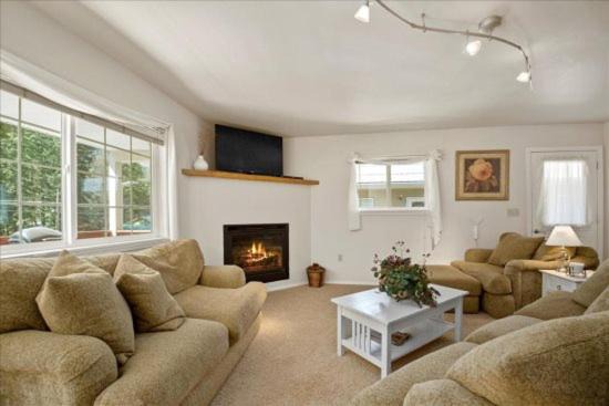 Photo of Others in Joseph