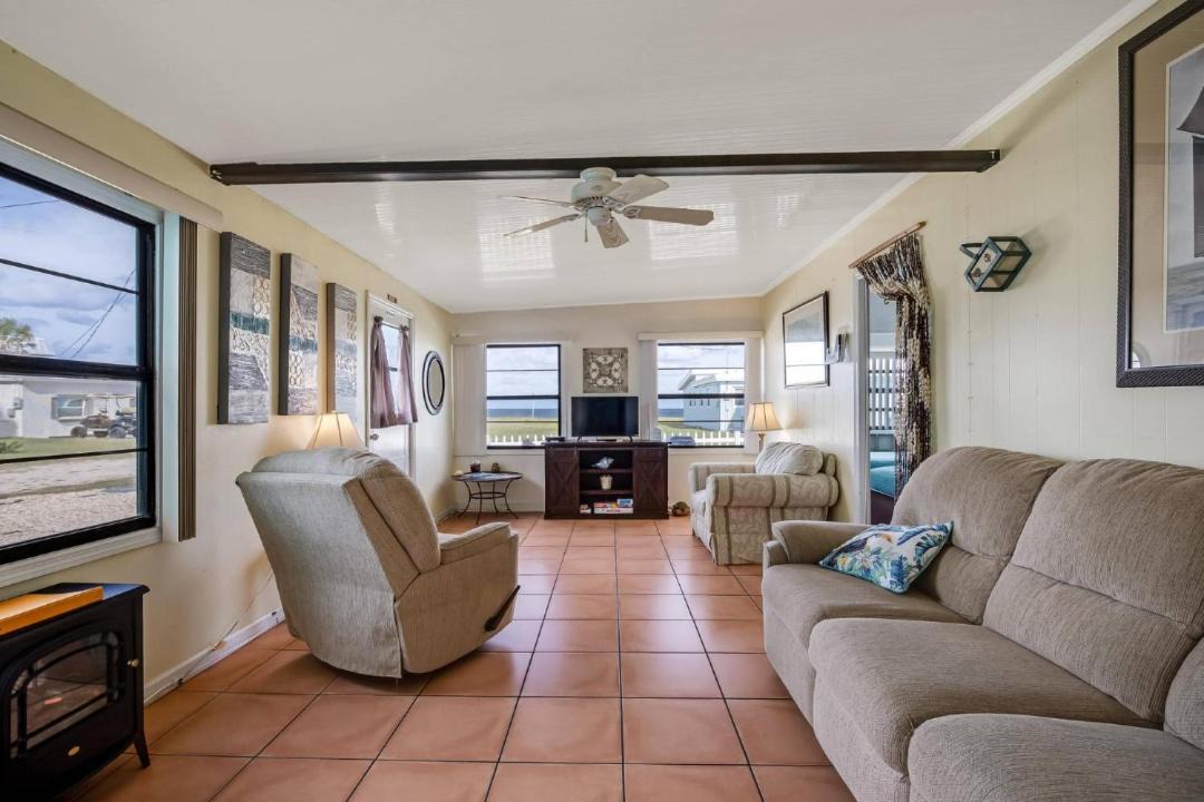 Photo of Livingroom in Flagler Beach